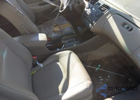 2002 Honda Accord 3.0 Ex z USA, uszkodzony, nr VIN 1HGCG16562A029714